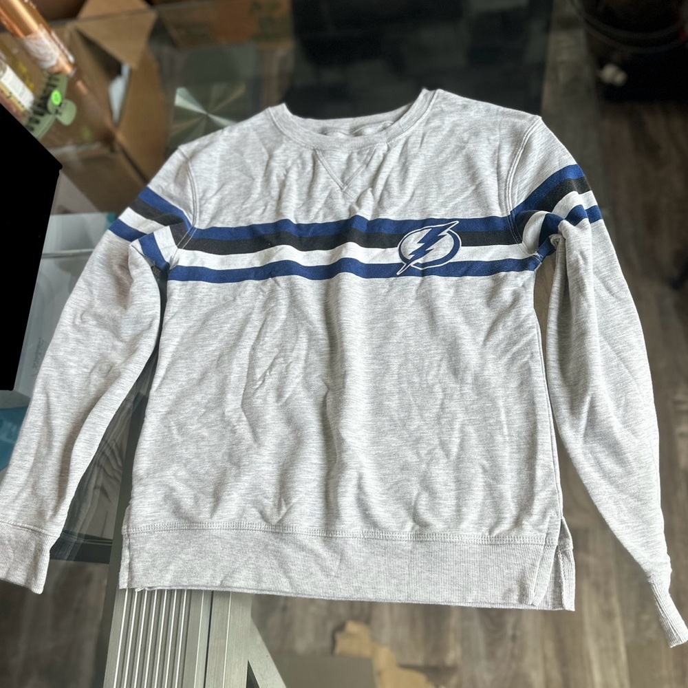 💫 BRAND NEW 💫 NHL CONCEPTS SPIRIT Tampa Bay Lightning Hockey Crewneck